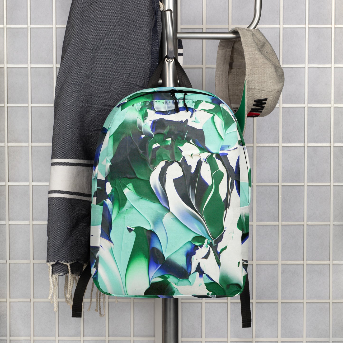 The Kiss - Minimalist Backpack