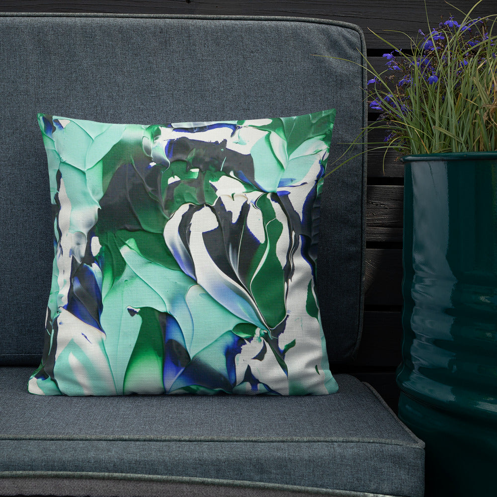 The Kiss - Premium Pillow