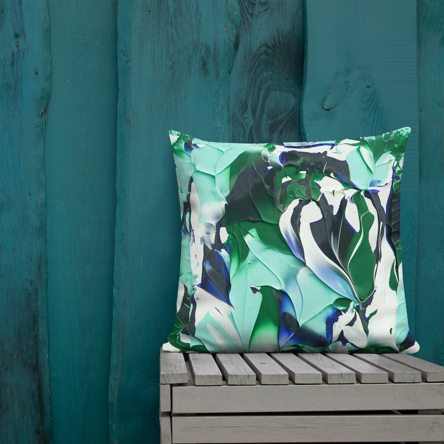 The Kiss - Premium Pillow