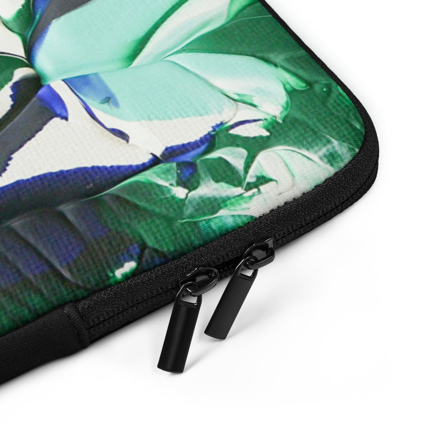 The Kiss - Laptop Sleeve